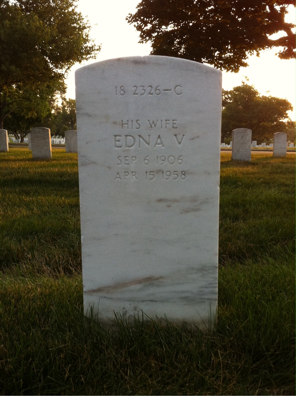Back of headstone — Edna Cummins
