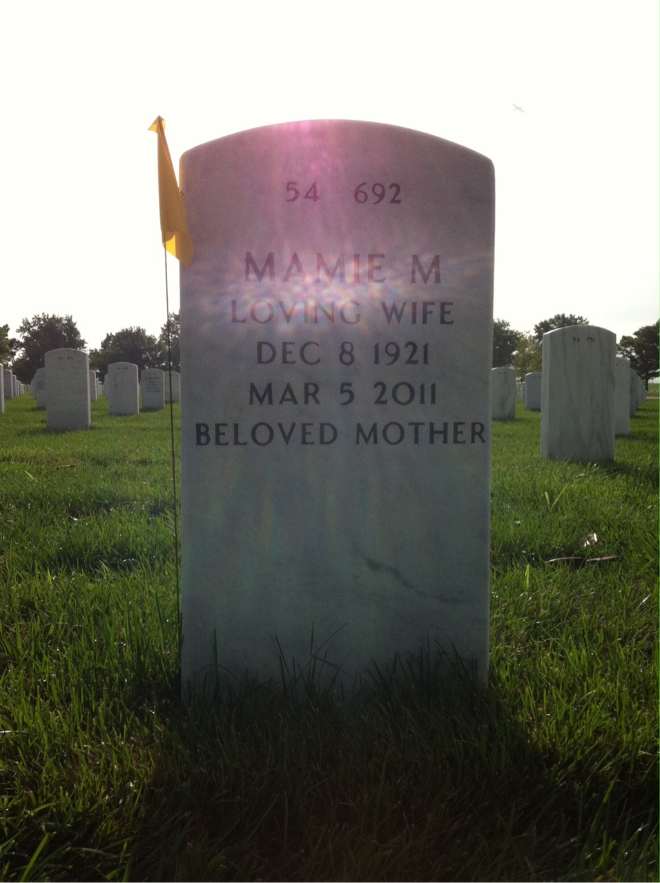 Back of headstone — Hoover Bennett