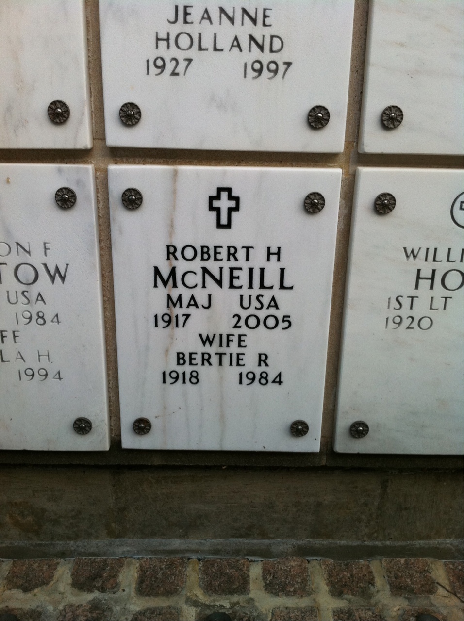 Robert Mcneill