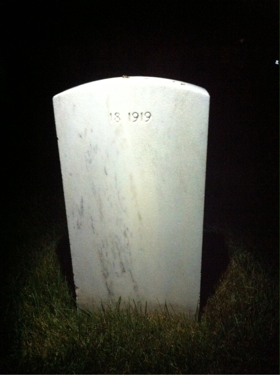 Back of headstone — Loranzo Musquz