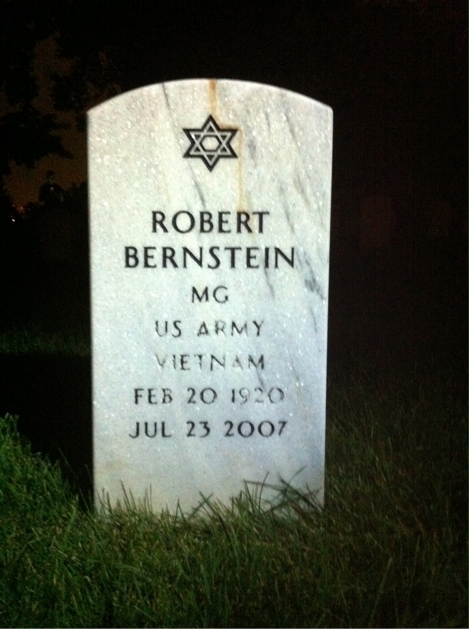 Robert Bernstein
