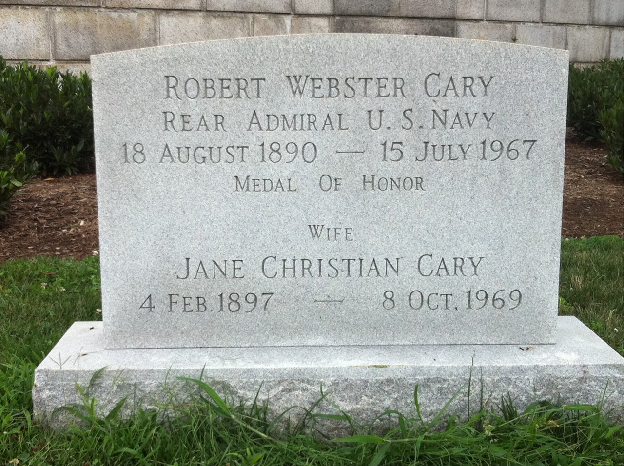 Headstone shared by 2 interments, including Robert Webster Cary,