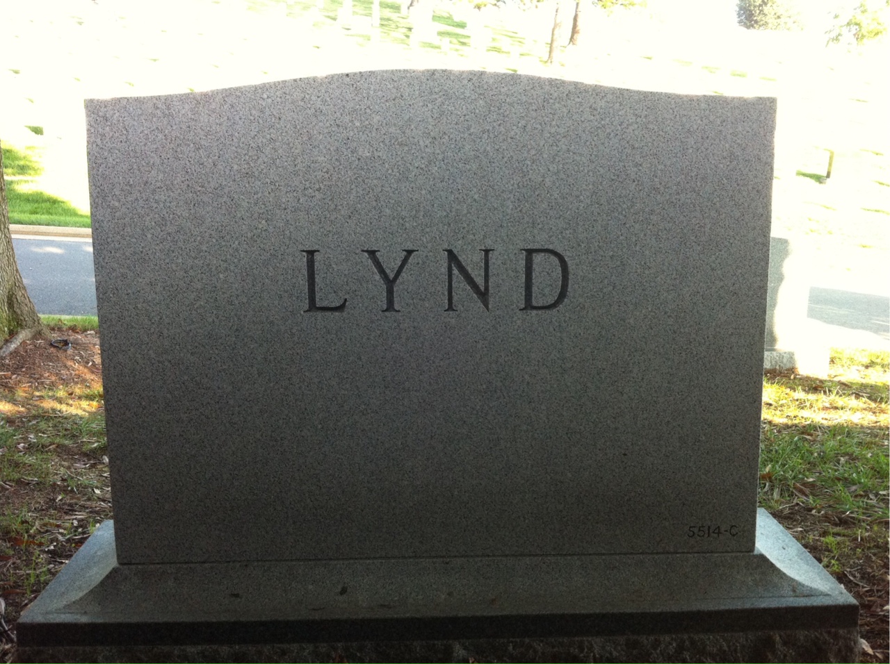 Back of headstone — Roy F Lynd
