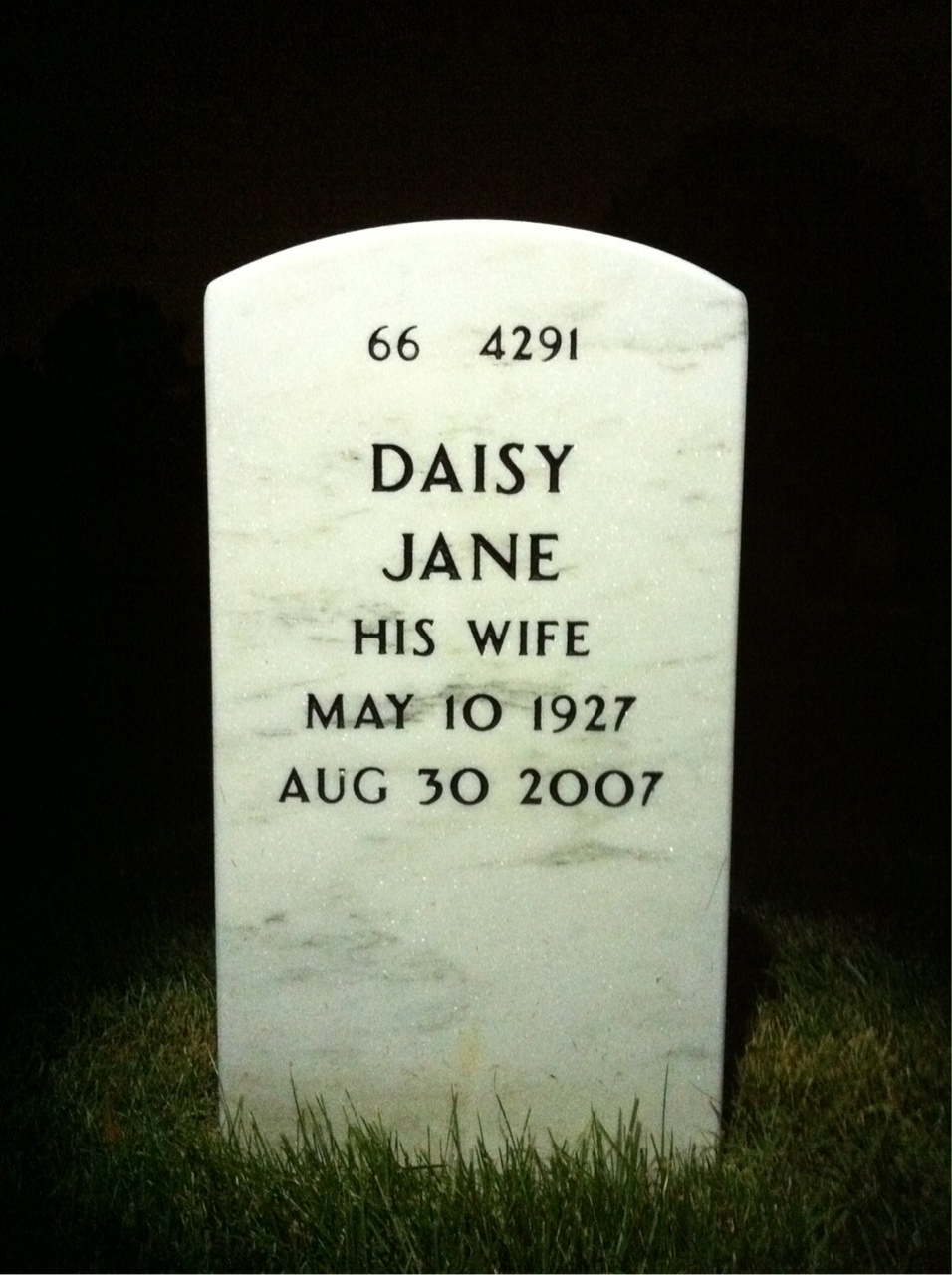 Back of headstone — Leodis Hughes