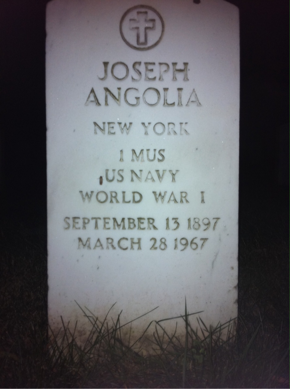 Carrie Angolia