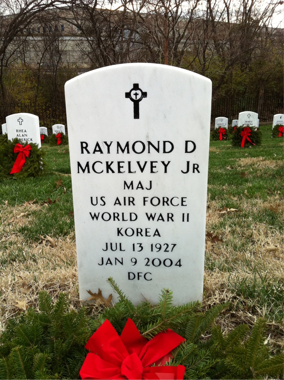 Raymond Mckelvey