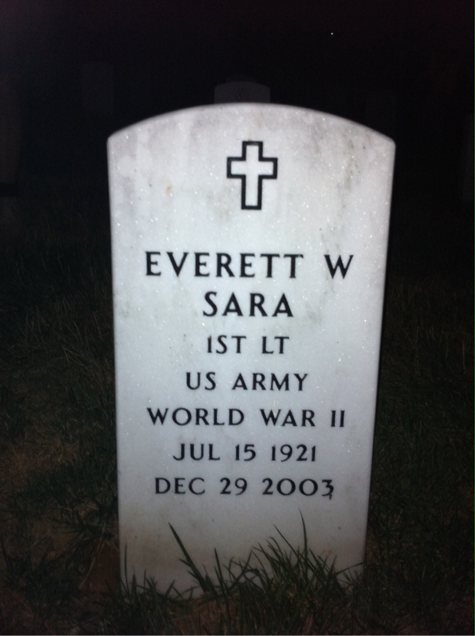 Everett Sara