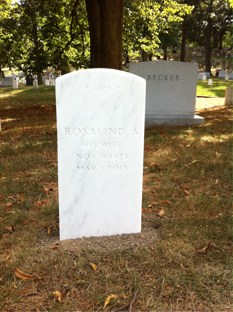 Back of headstone — Leo Norris