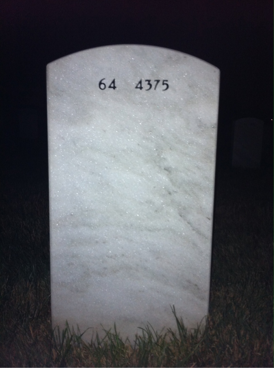 Back of headstone — Earl Hennen