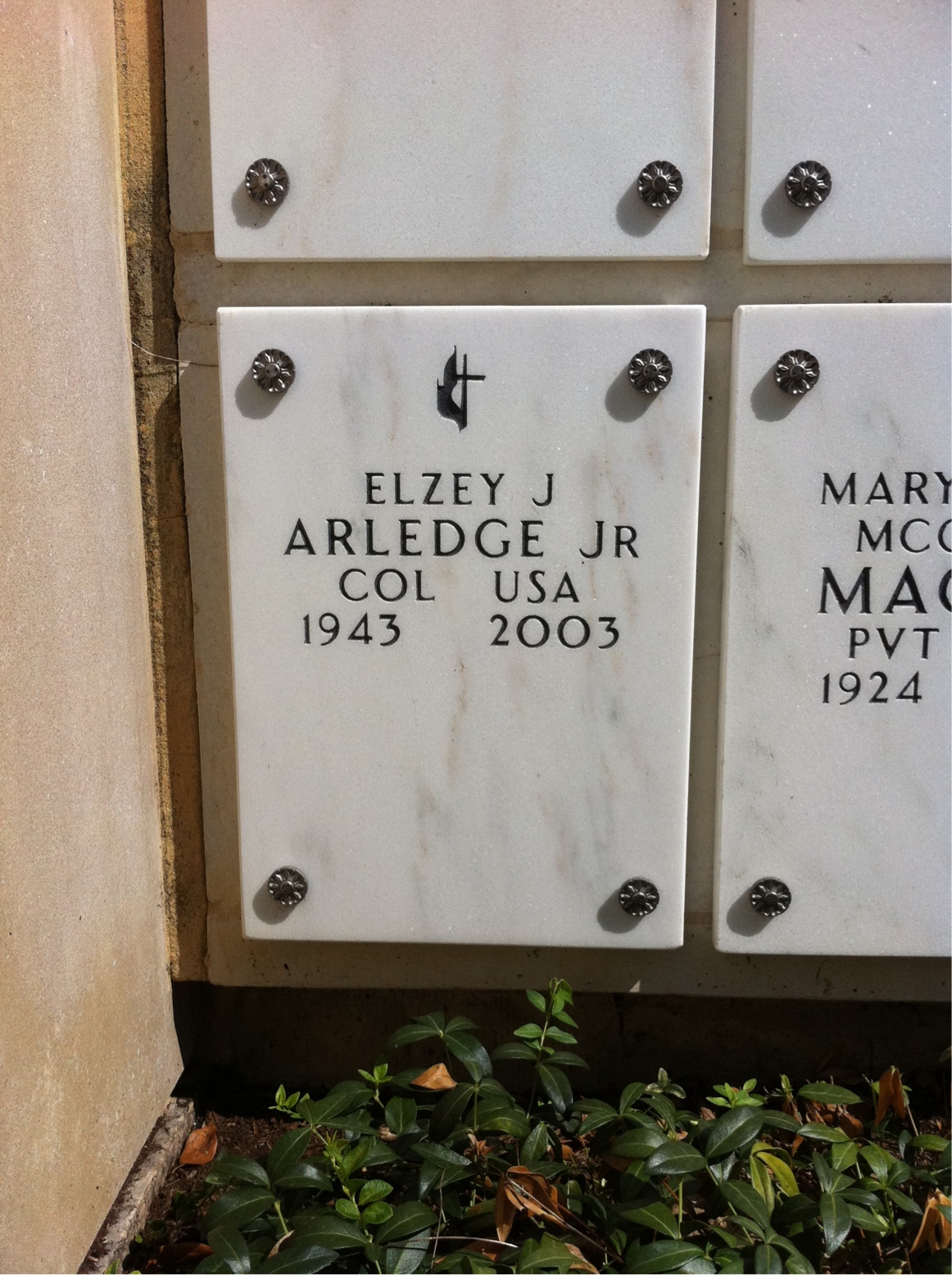 Elzey Arledge