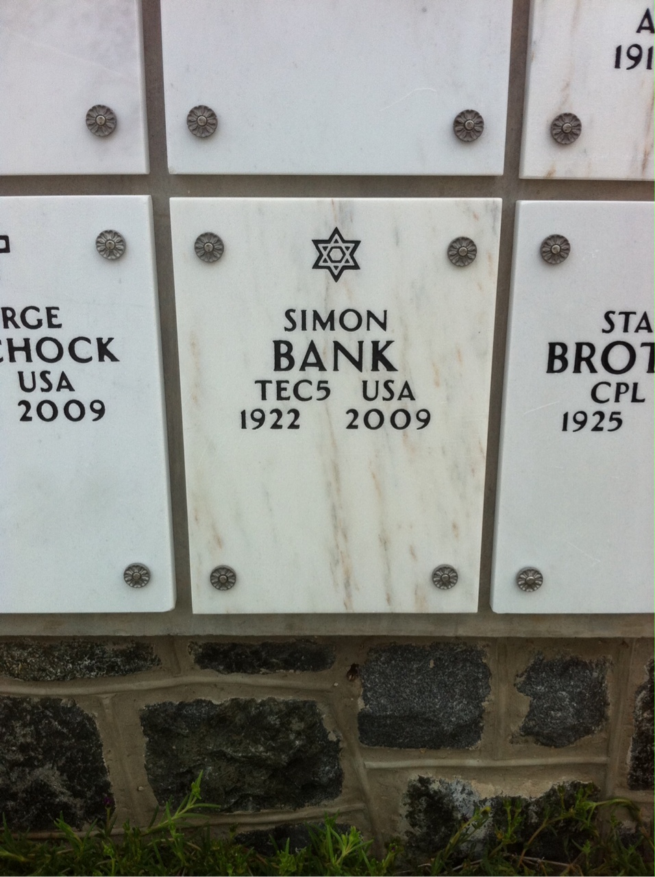 Simon Bank
