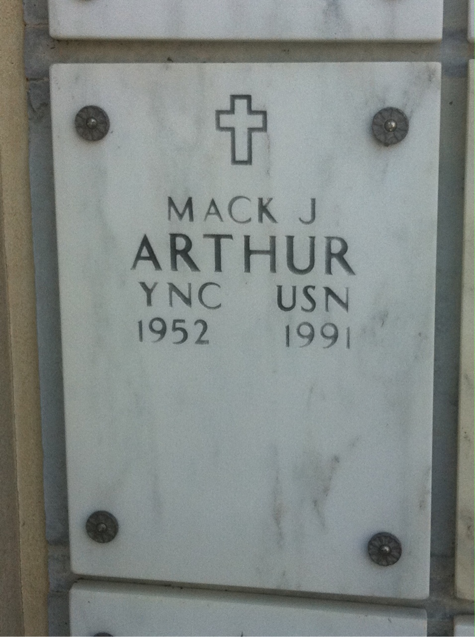 Mack Arthur