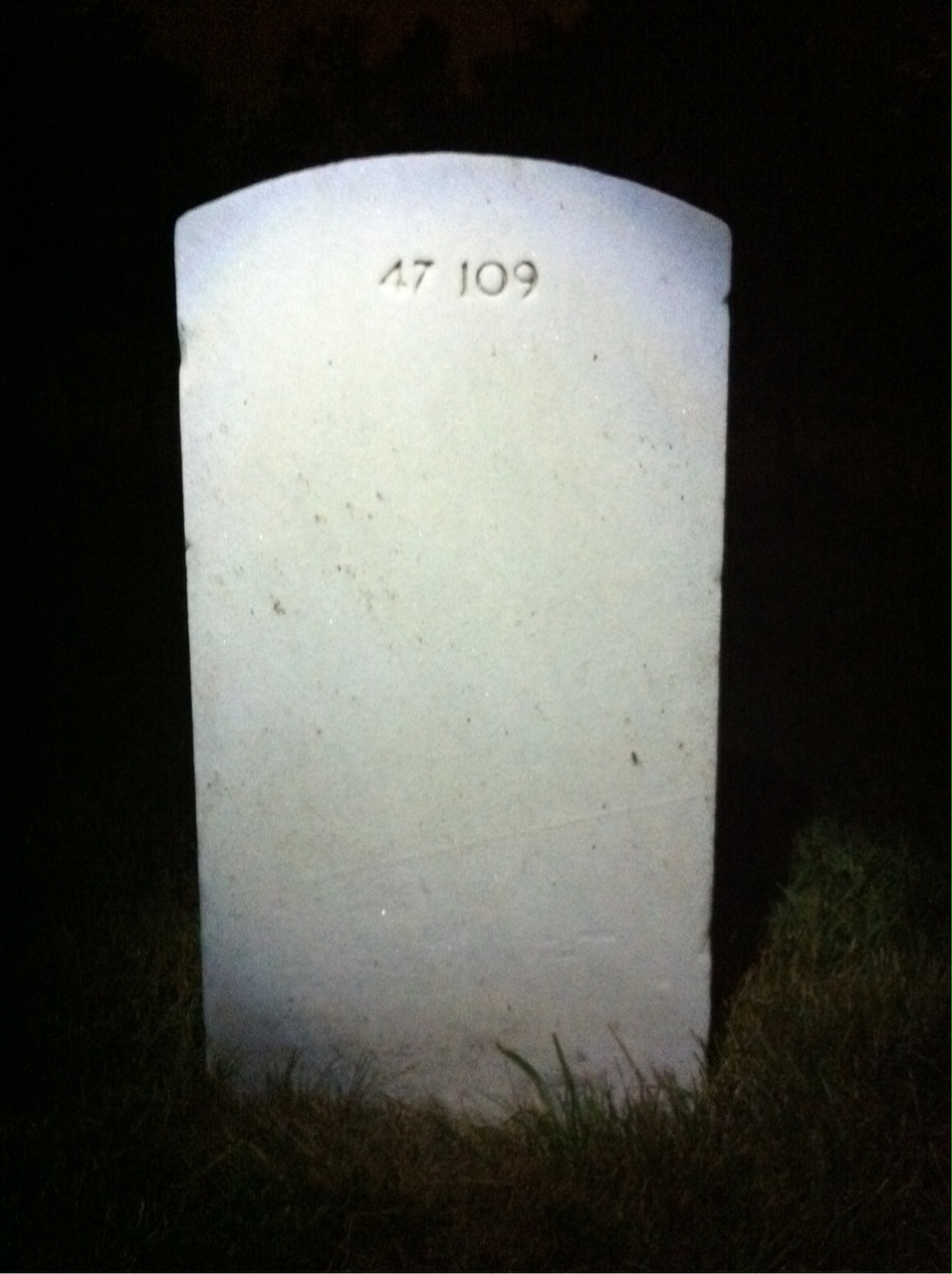 Back of headstone — Dee Barrett