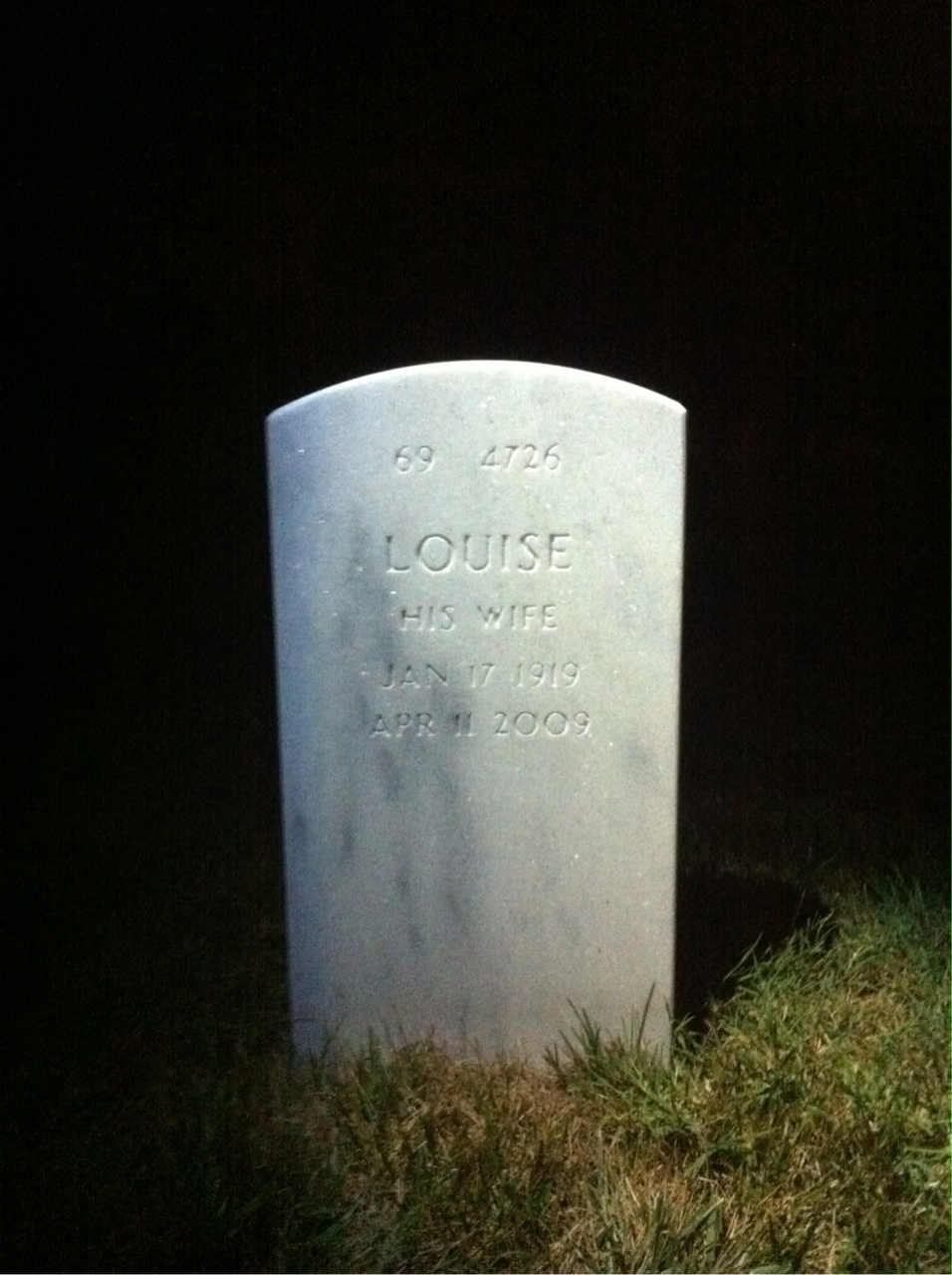 Back of headstone — Leahmon Nestle
