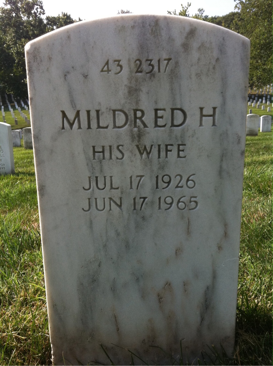 Back of headstone — Chester E Libby