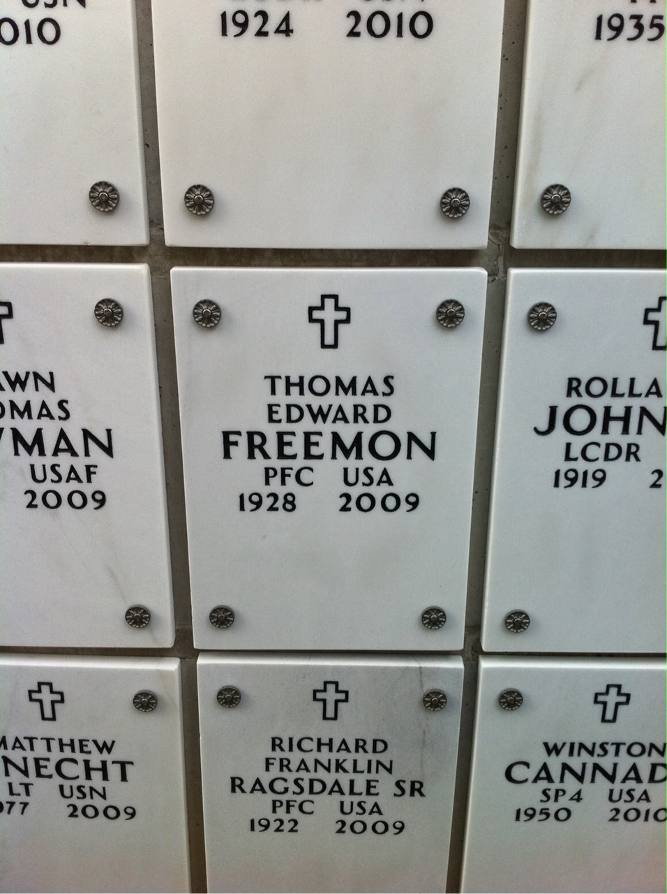 Thomas E Freemon