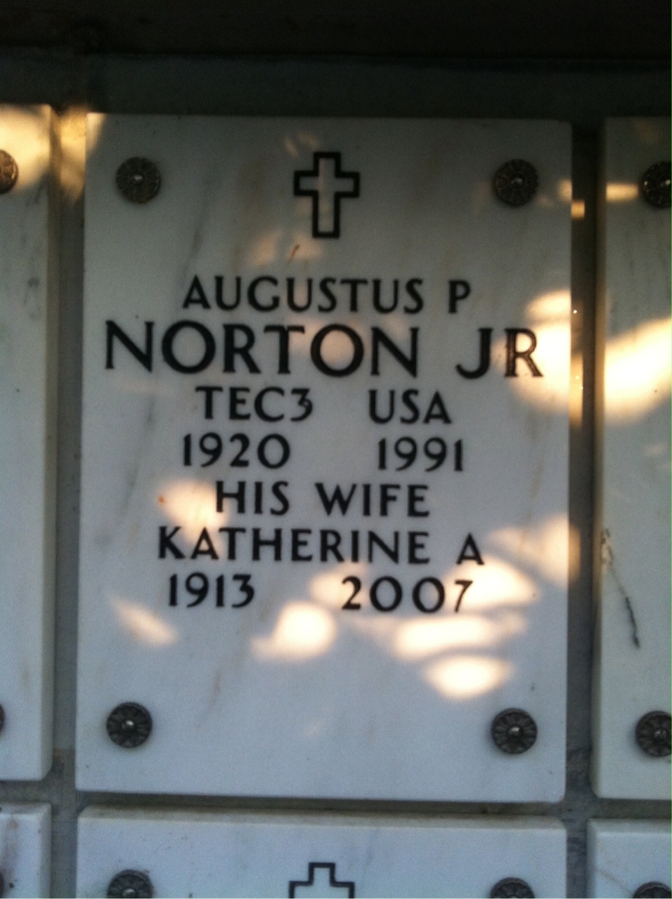 Augustus Norton