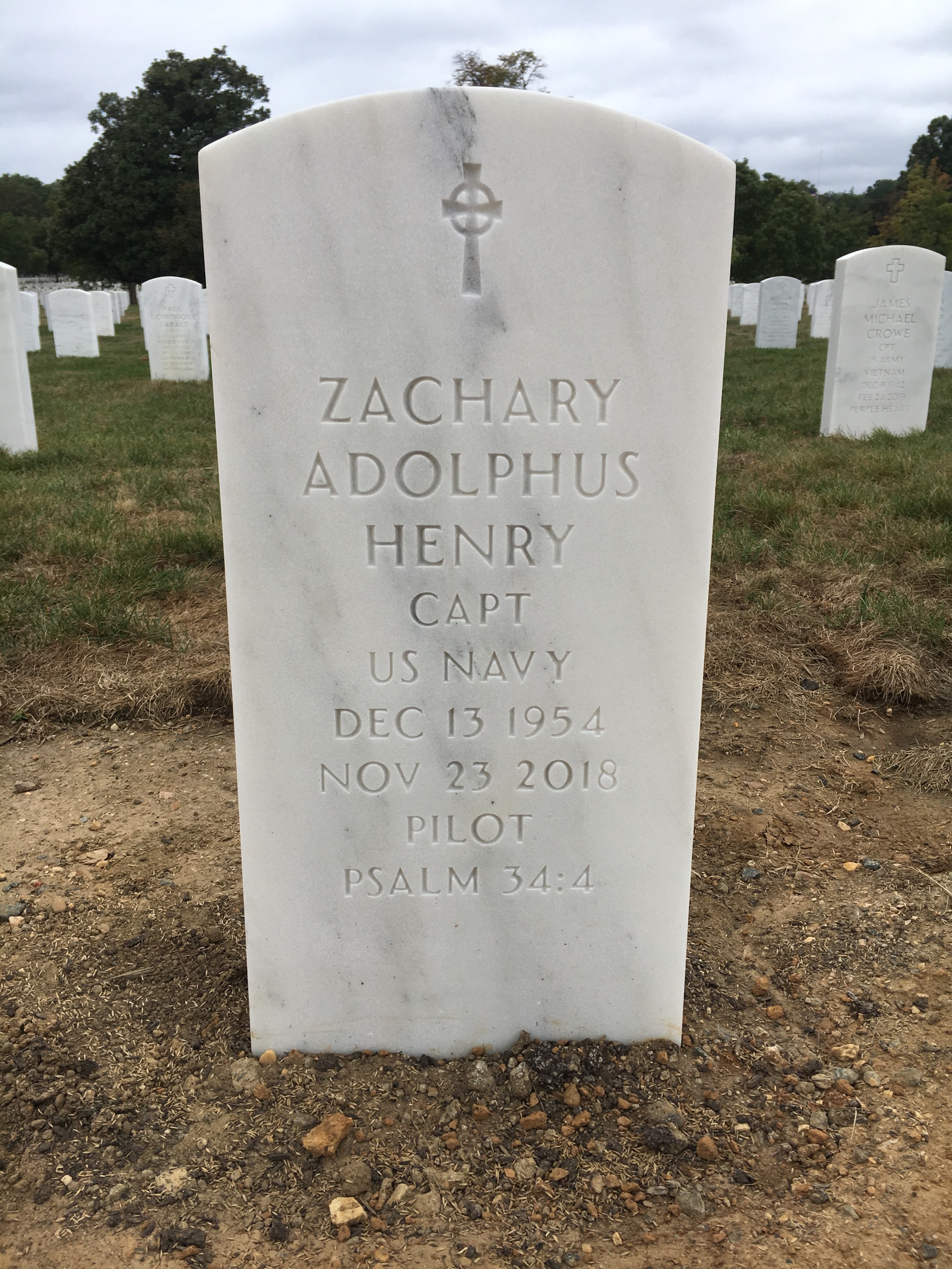 Zachary A Henry
