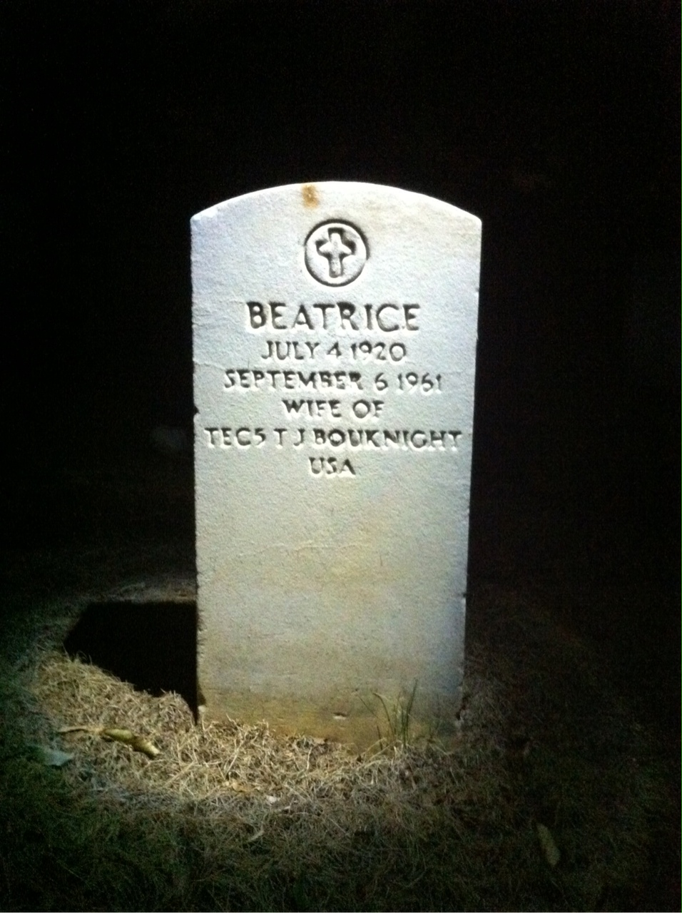 Beatrice Bouknight