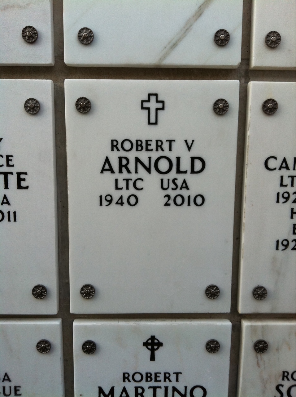 Robert Arnold