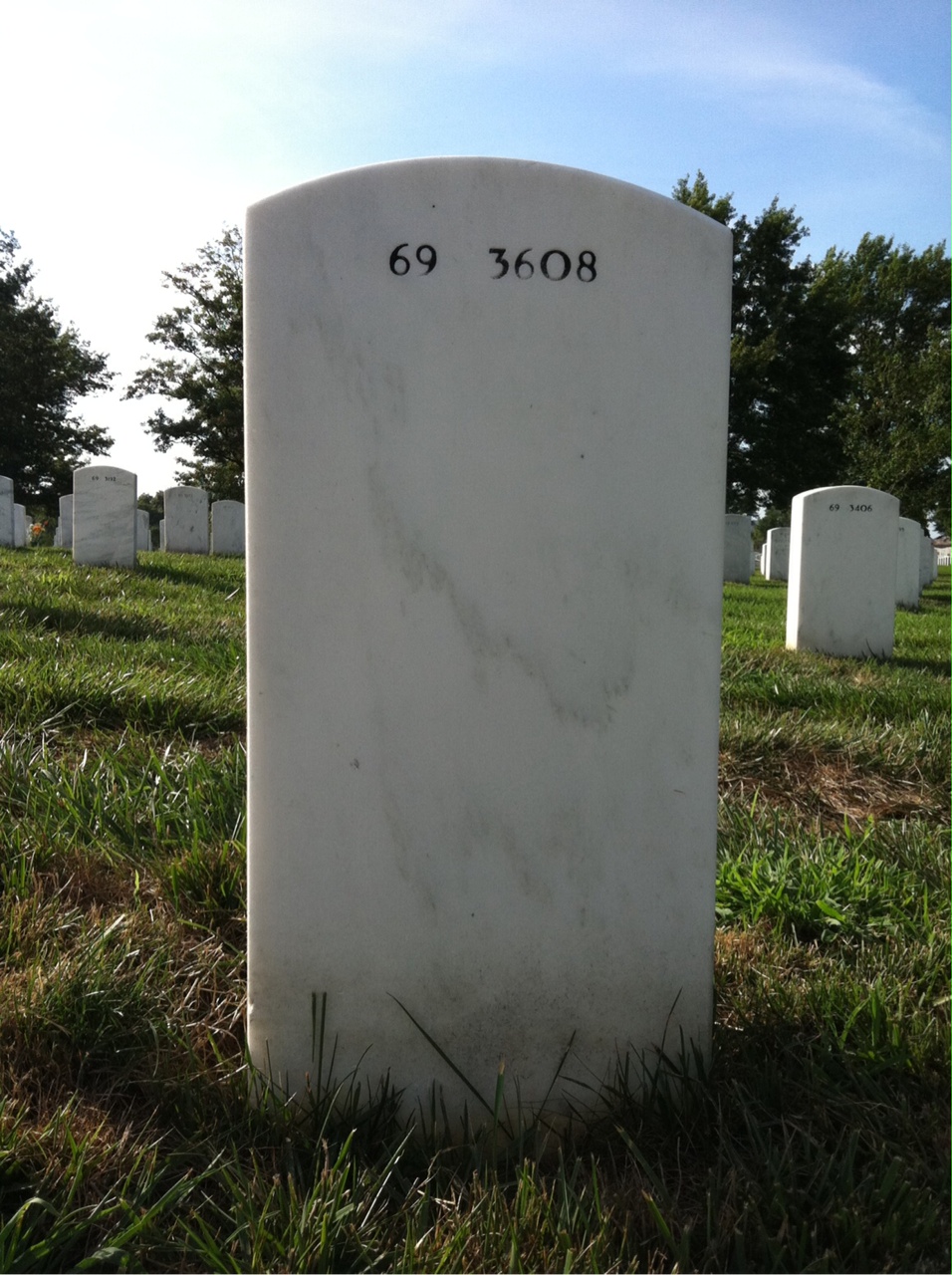Back of headstone — Eldore Nobis