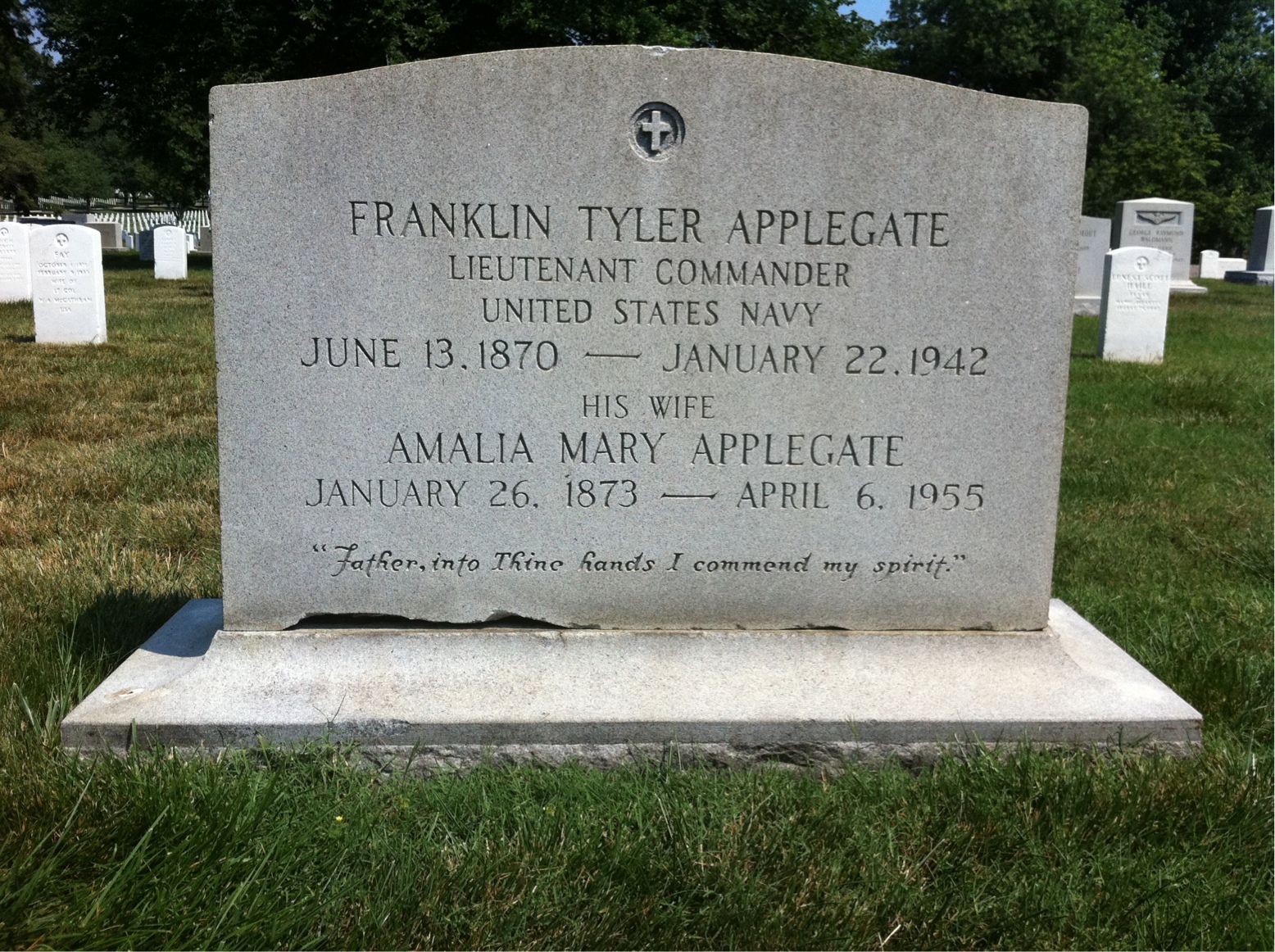 Amalia Applegate
