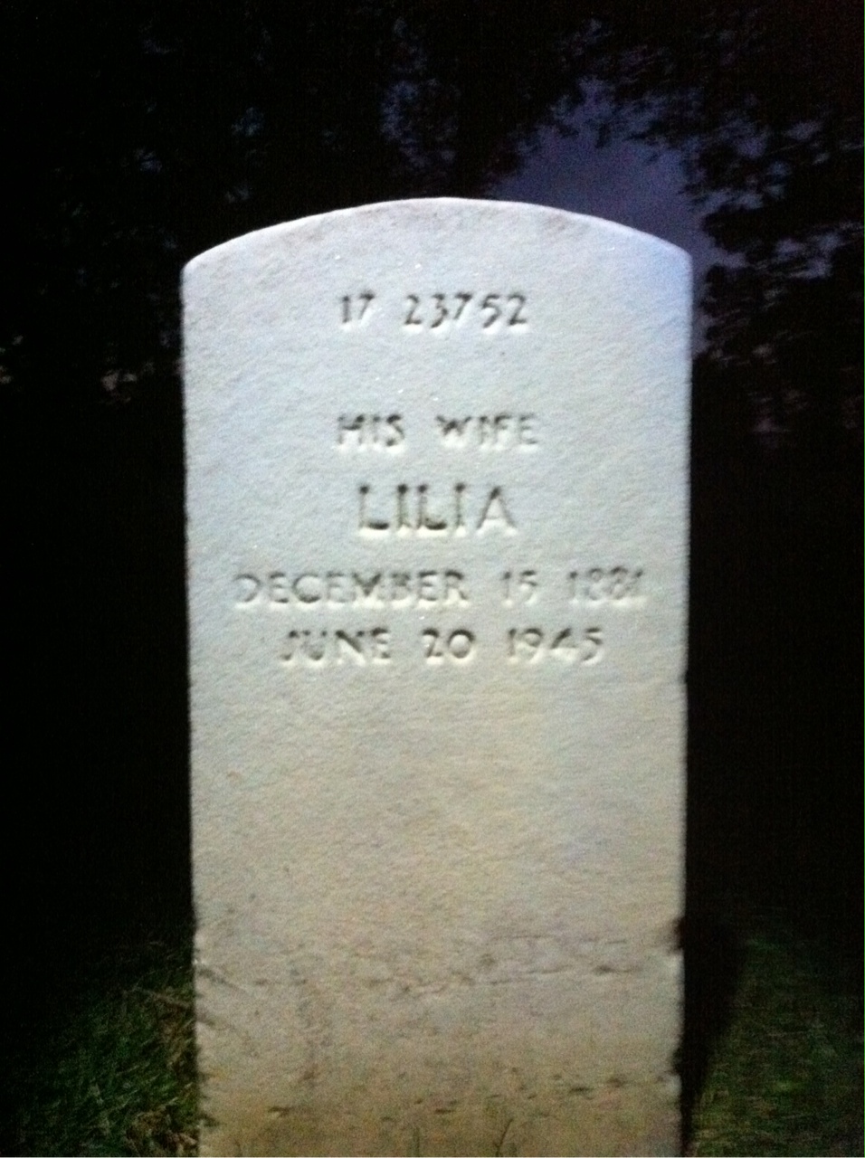 Back of headstone — Lilia Bandel