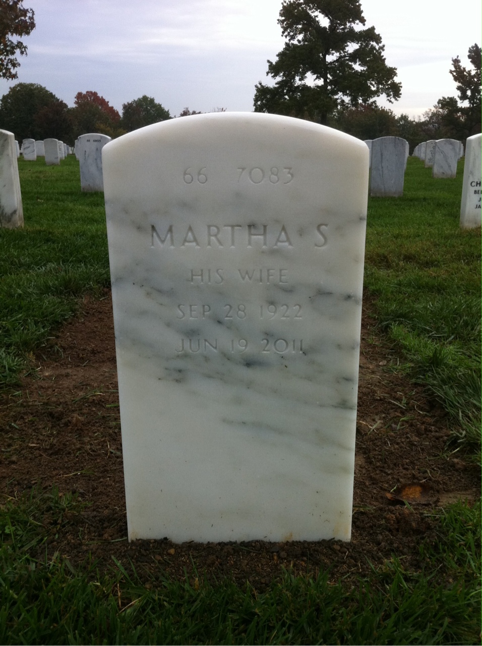 Back of headstone — Raymond Hedstrom