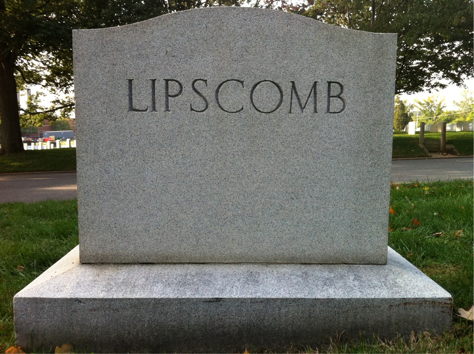Headstone shared by 2 interments, including Harry Lipscomb