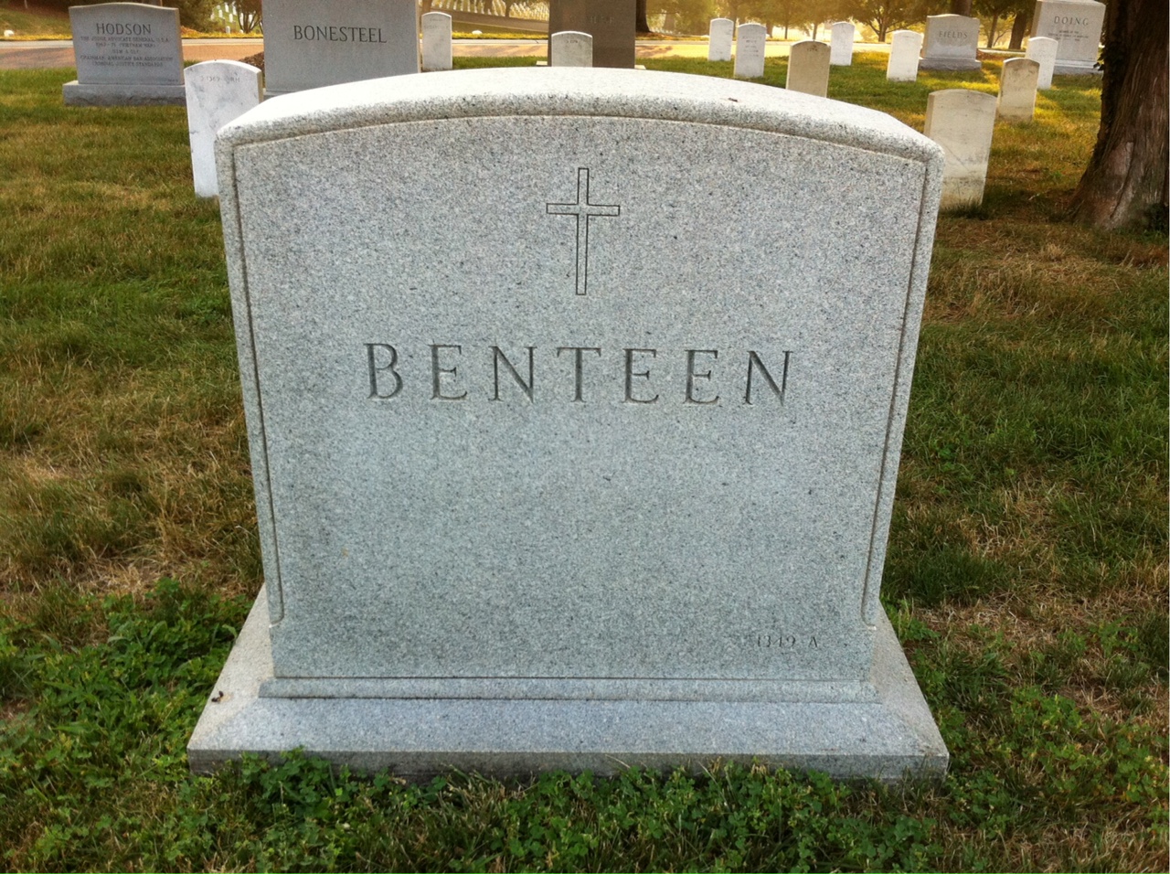 Frederick Benteen headstone back