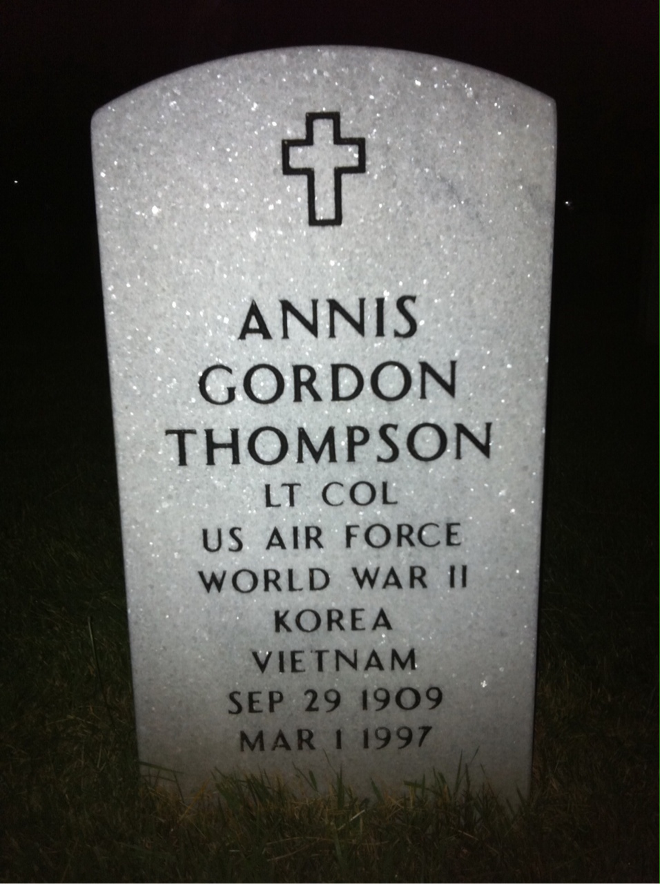 Annis Thompson