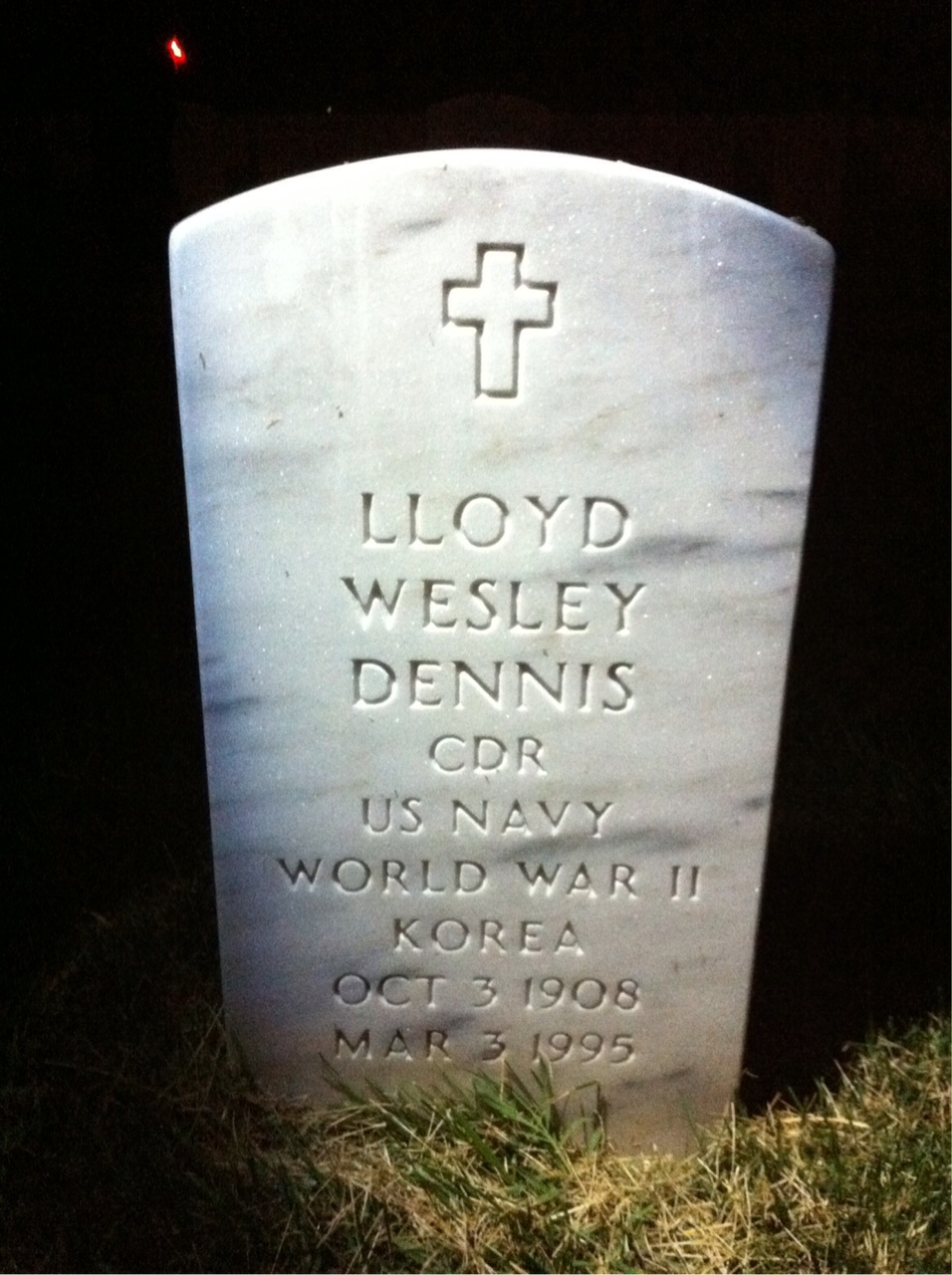 Lloyd Dennis