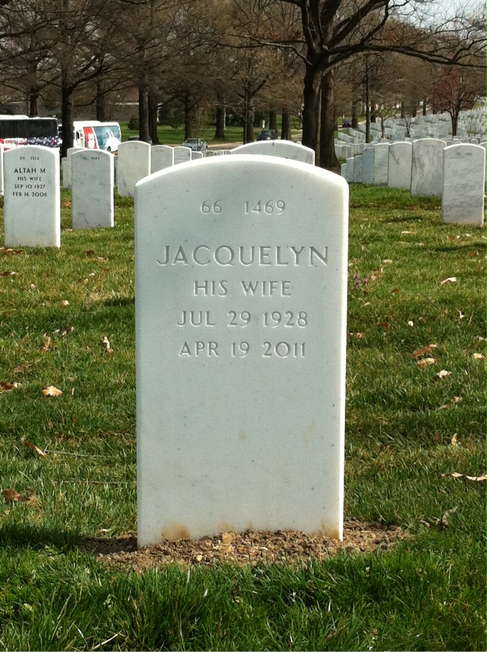 Back of headstone — Richard Steinert