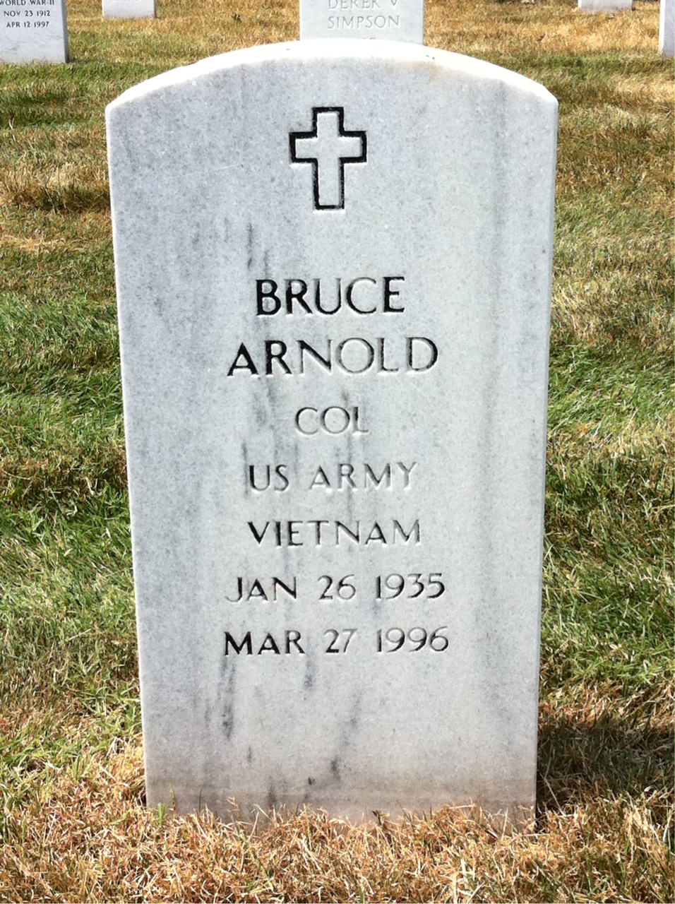 Bruce Arnold
