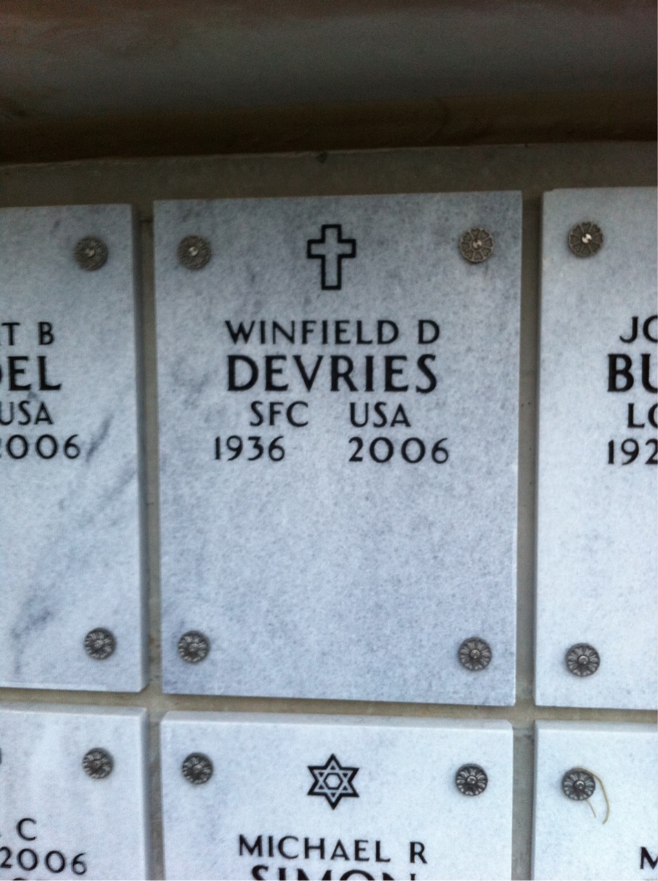 Winfield Devries