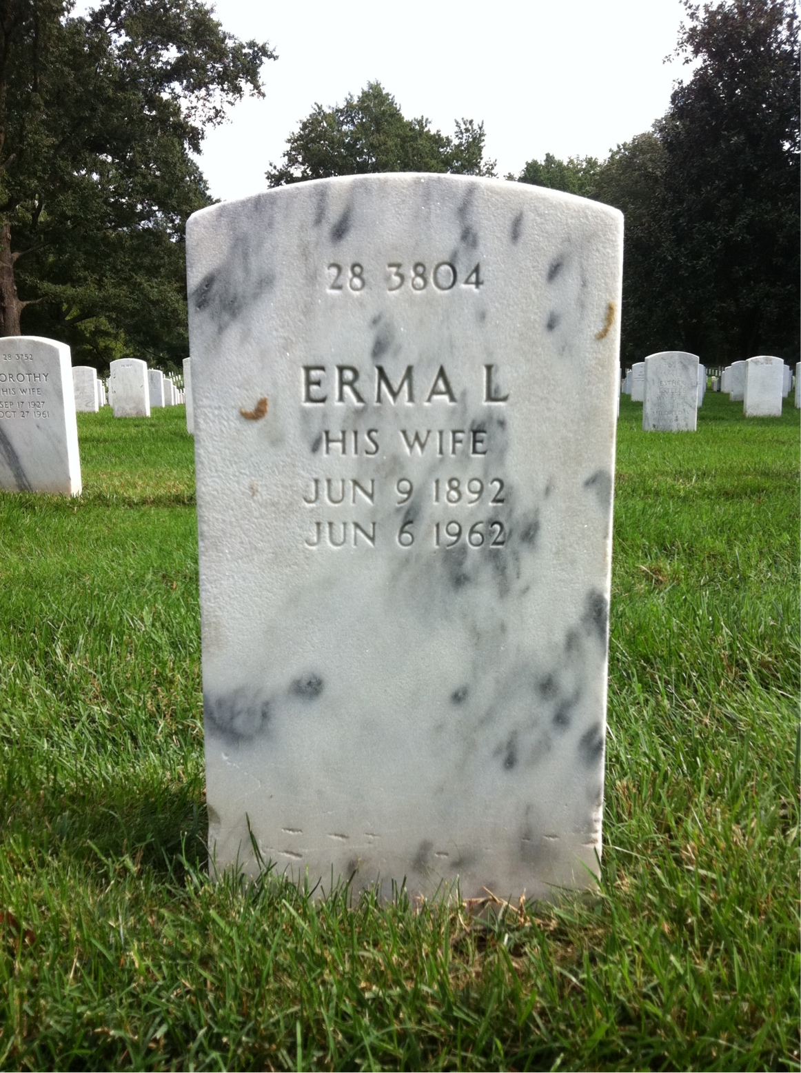 Back of headstone — Vernon O Dinger