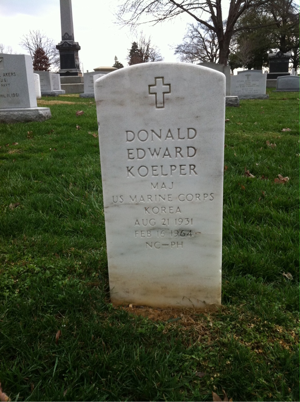 Headstone of Donald Edward Koelper