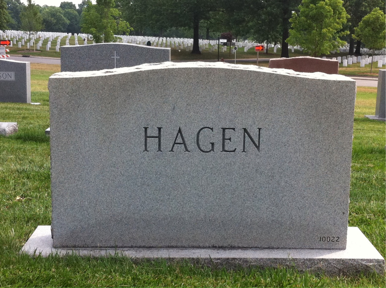 Back of headstone — Robert Hagen