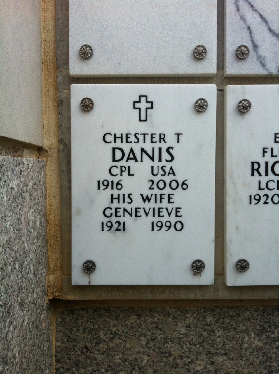 Chester Danis