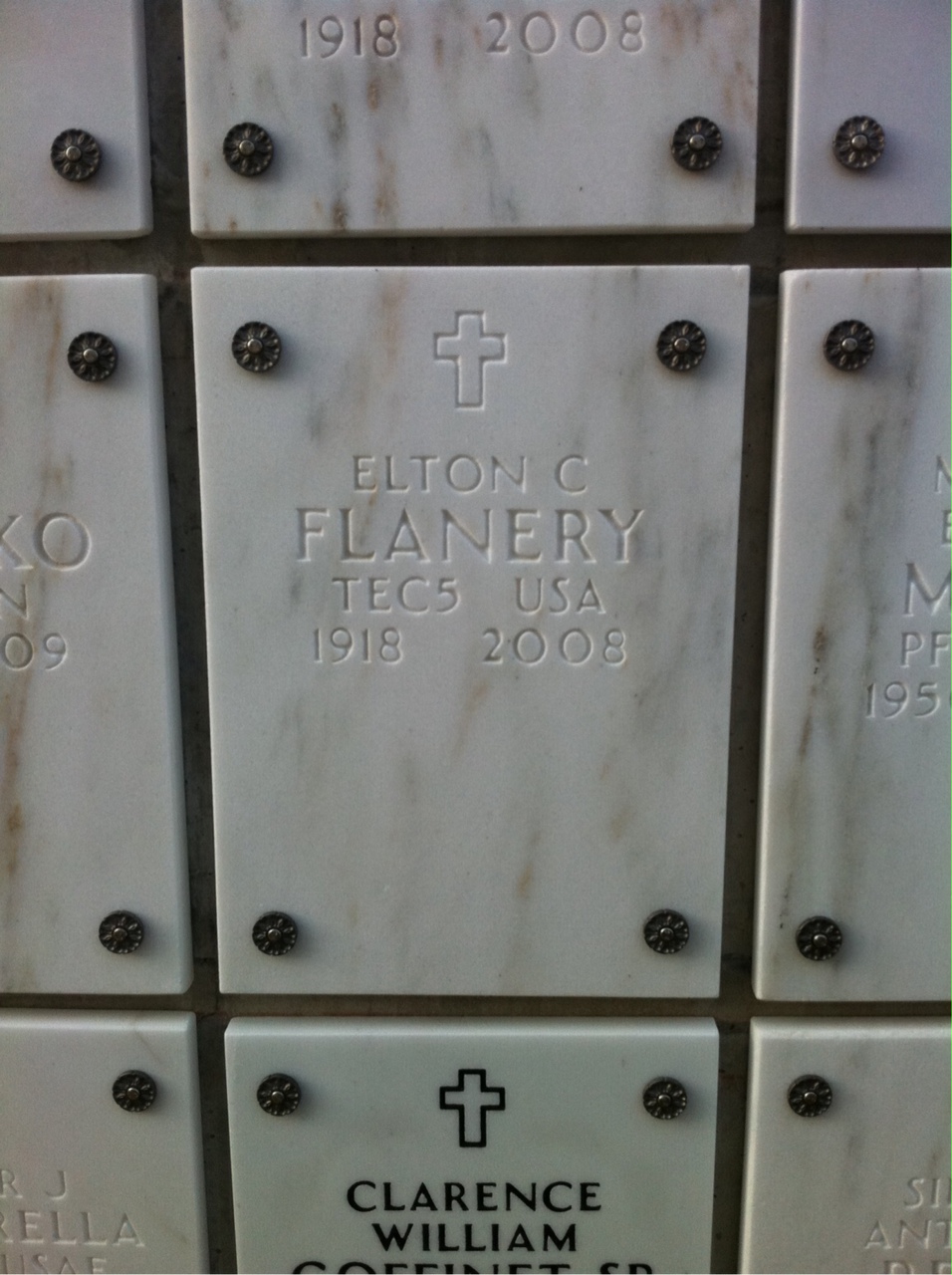 Elton Flanery