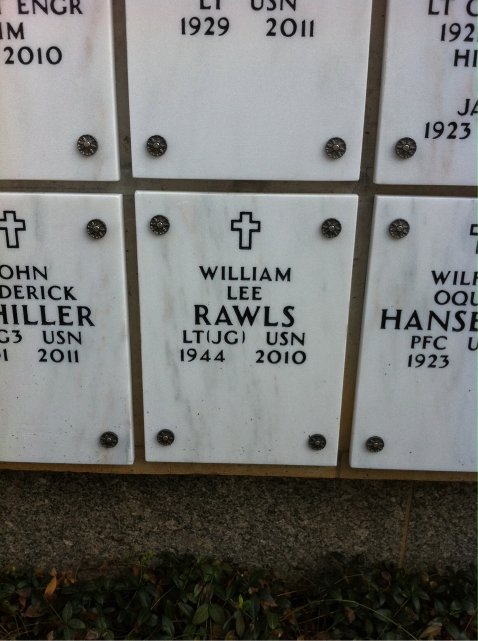 William L Rawls