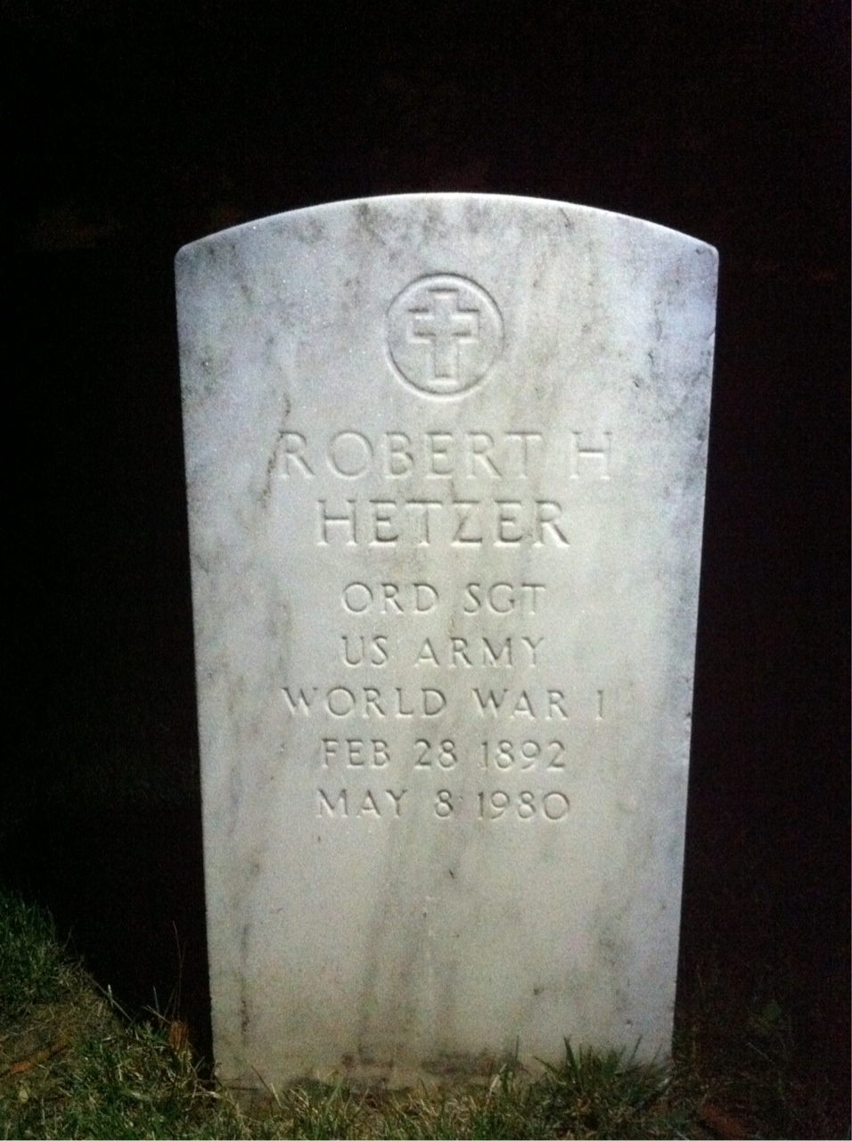 Robert H Hetzer