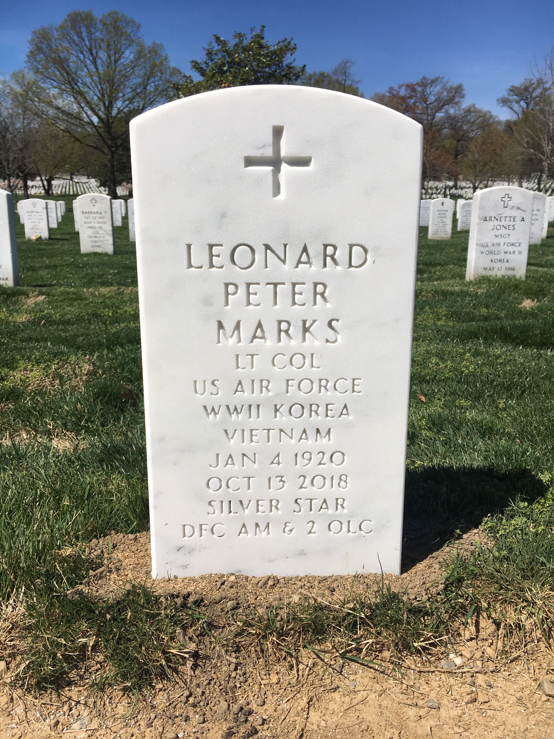 Leonard Marks
