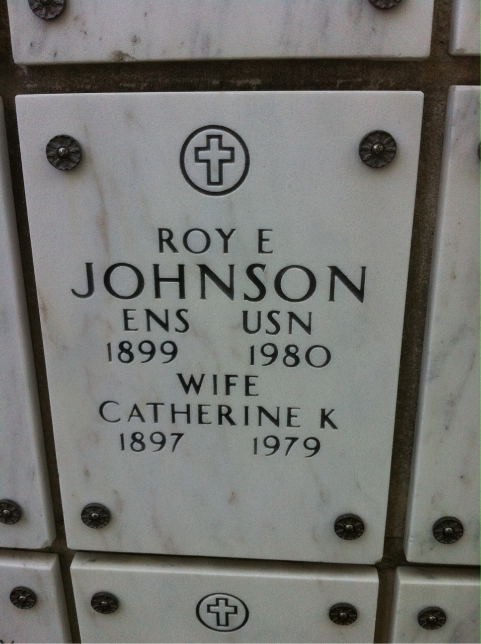 Roy E Johnson