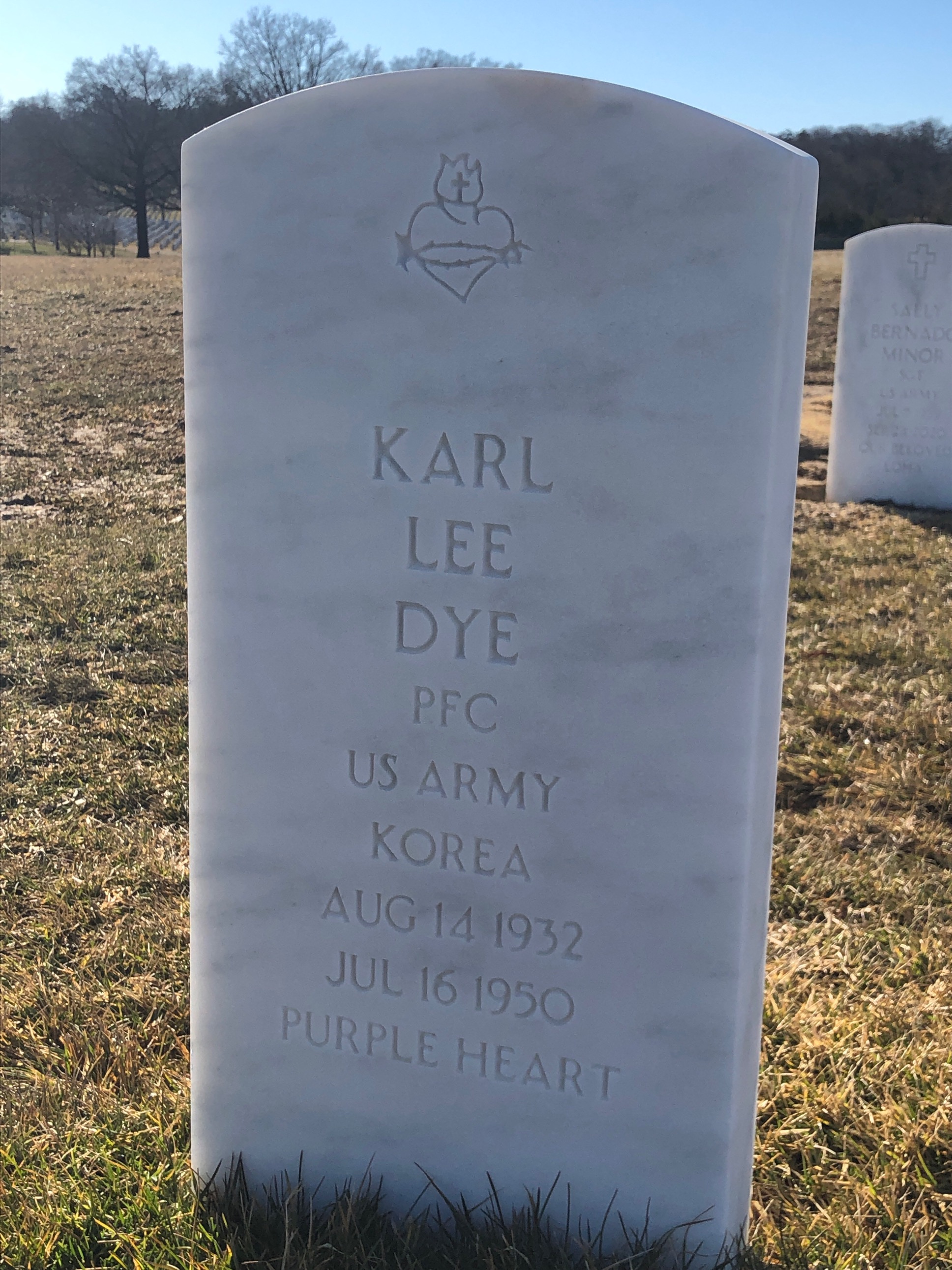 Headstone of Karl Lee Dye