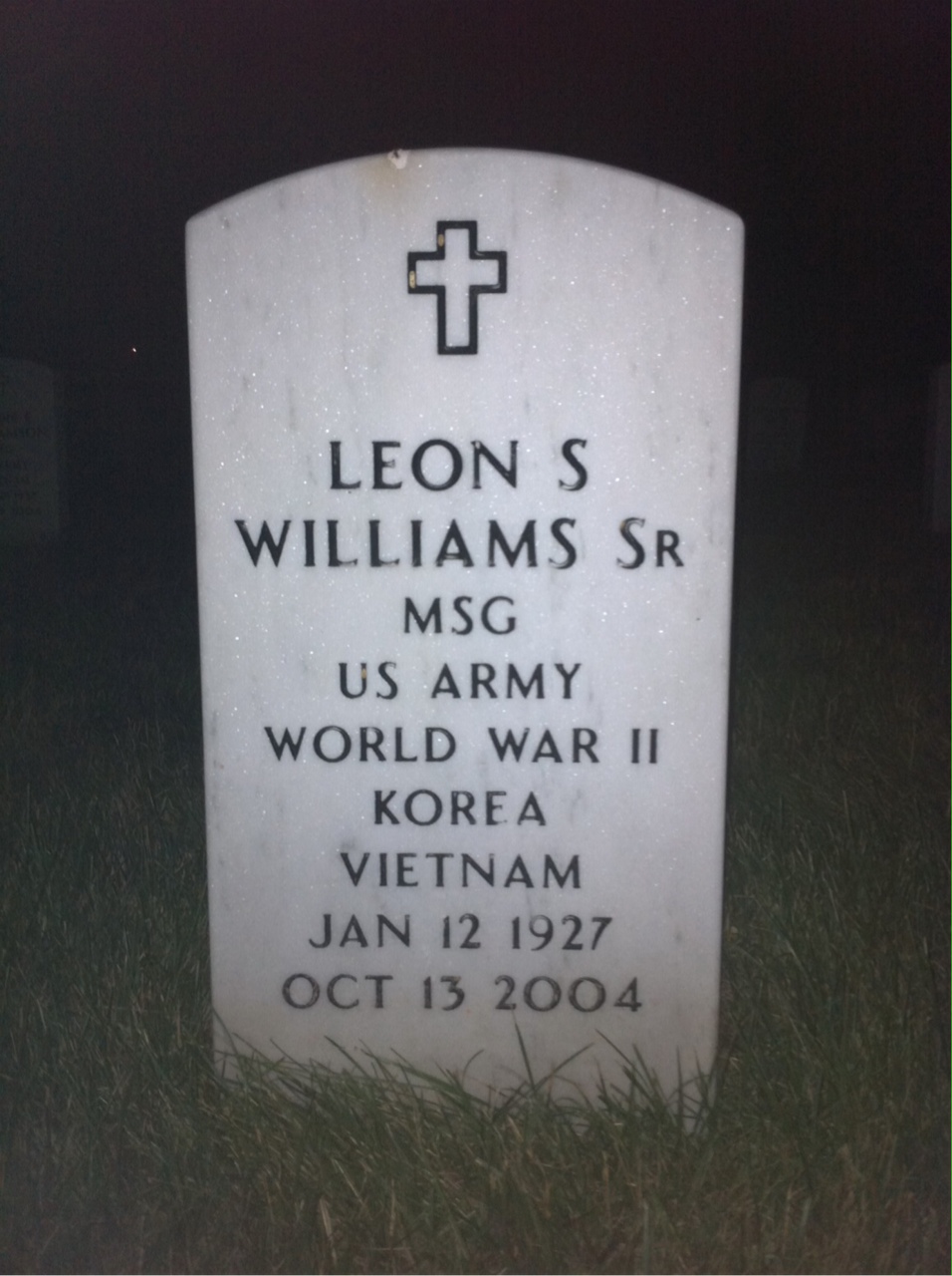 Leon Williams