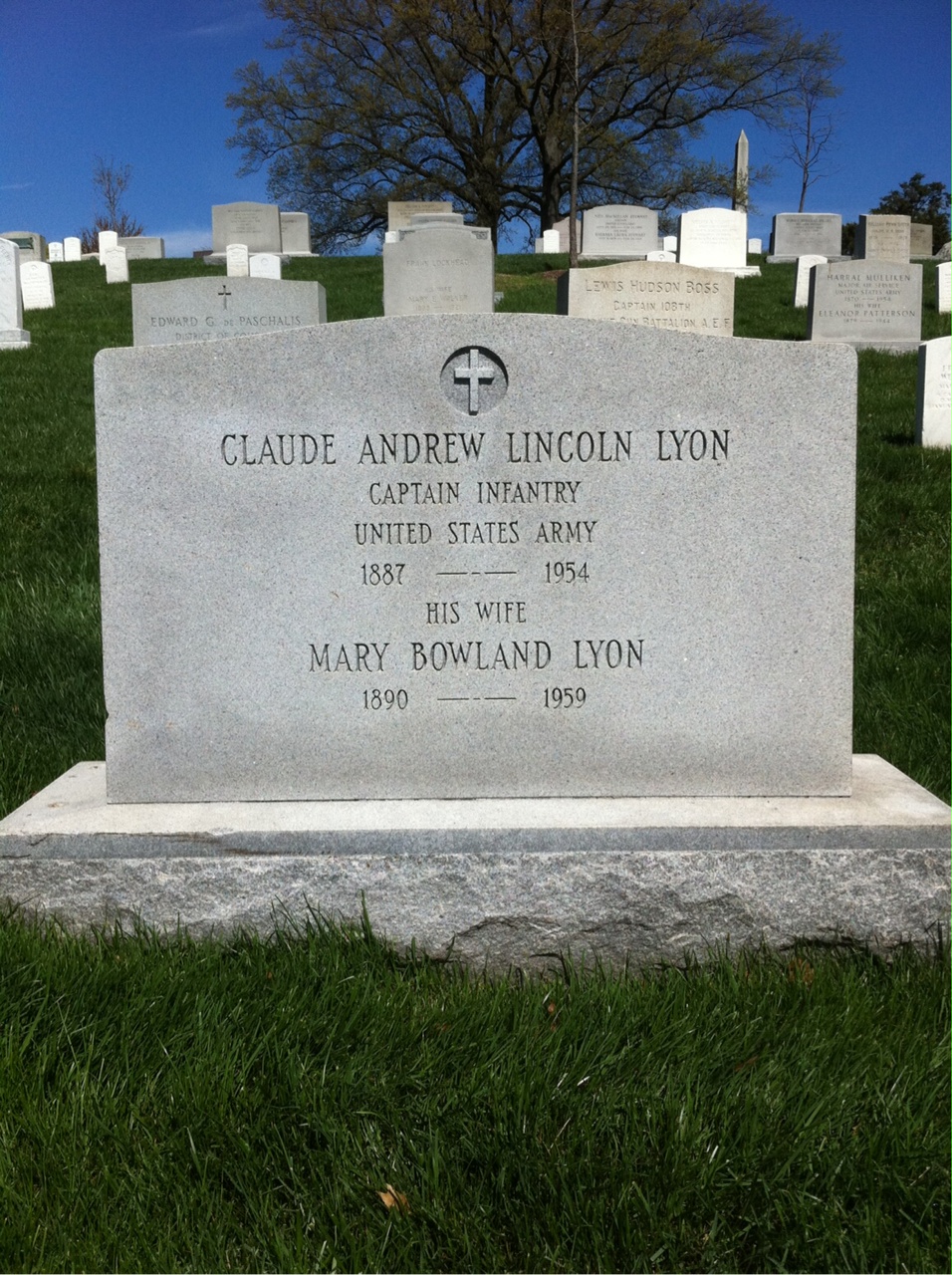 Claude Lyon