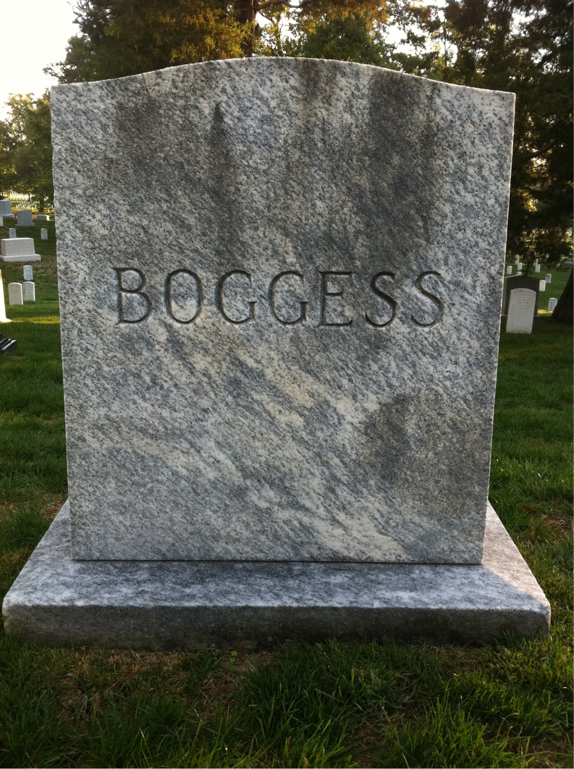 Back of headstone — Willis Boggess