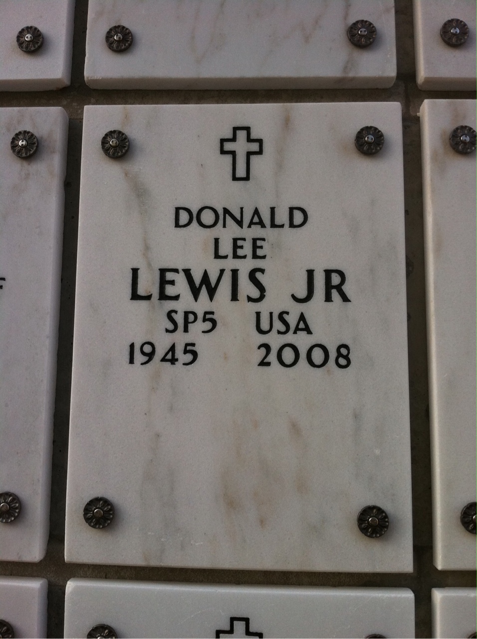 Donald Lewis
