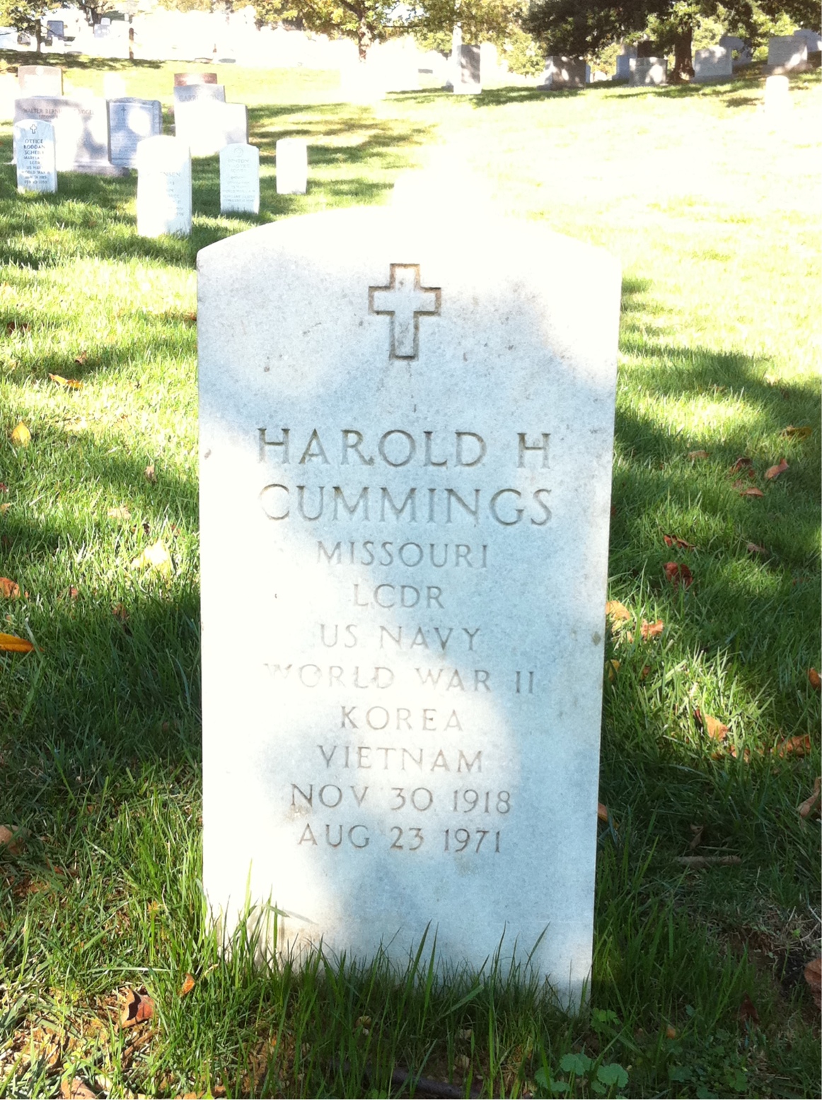 Harold H Cummings